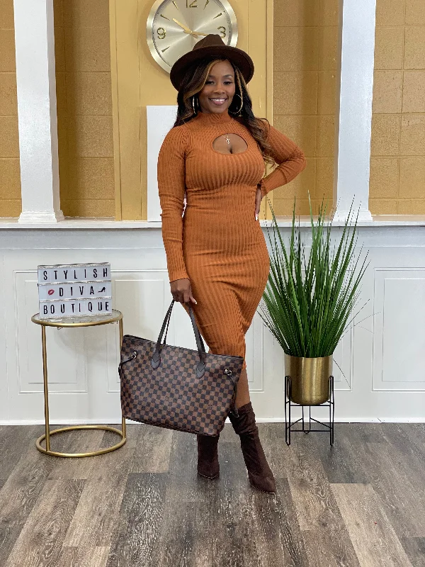 Julie Ribbed Sweater Dress (Chestnut)