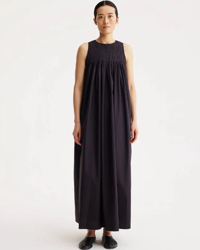 Sleeveless Pleated A-Line Dress