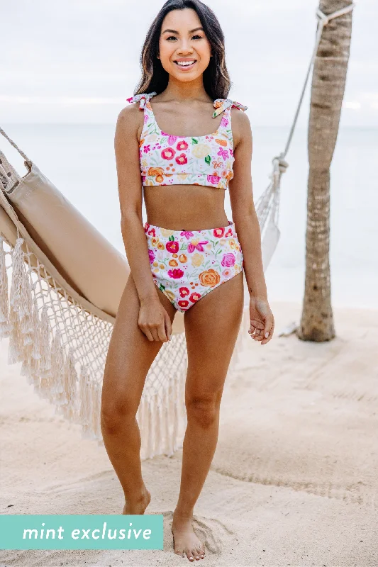 On A Whim White Floral Ribbed Bikini Top