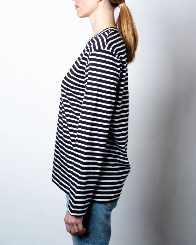 Black and white striped t-shirt